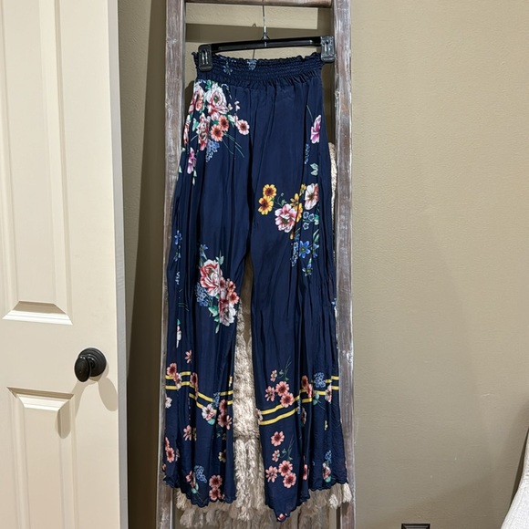 Johnny Was pants - Picture 4 of 5